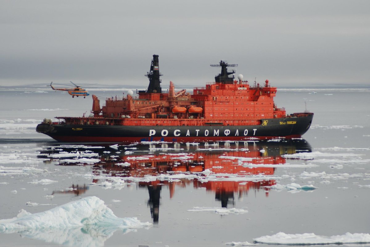 Ледокол Ямал и 50 лет Победы
