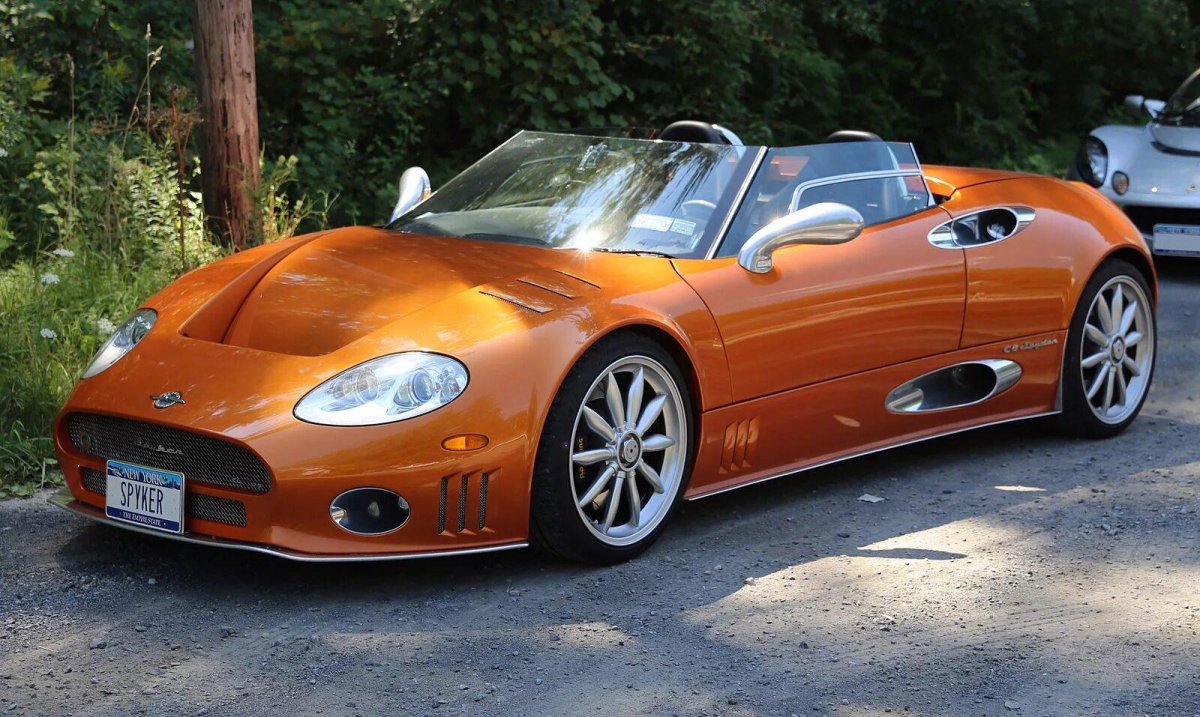 Spyker c8 Aileron