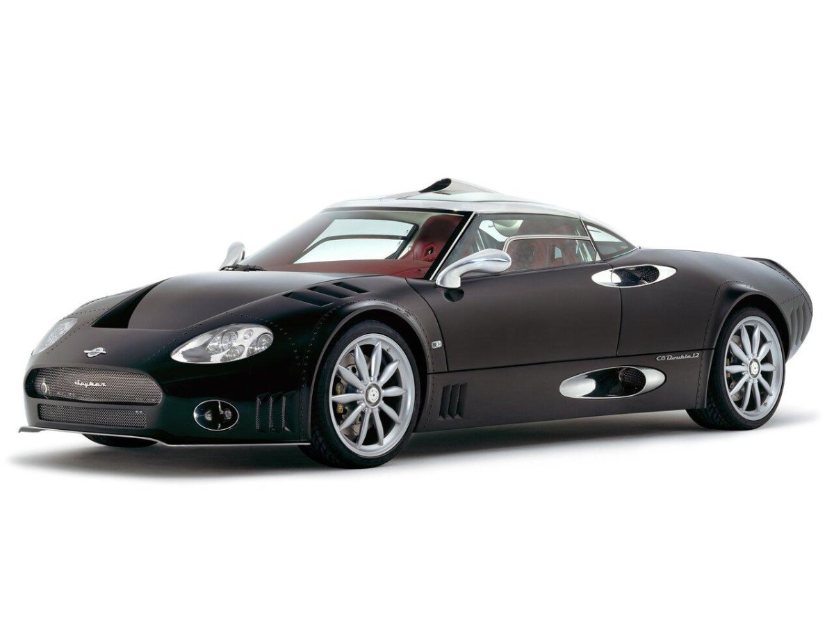 Машина Spyker c8