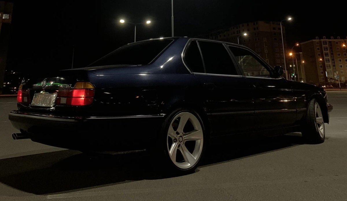 BMW e32 long отличия от коротыша