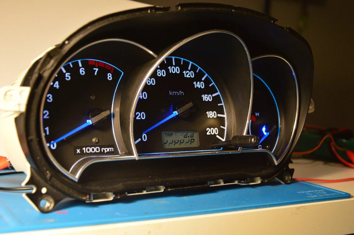 Пересвет приборной панели Hyundai Accent