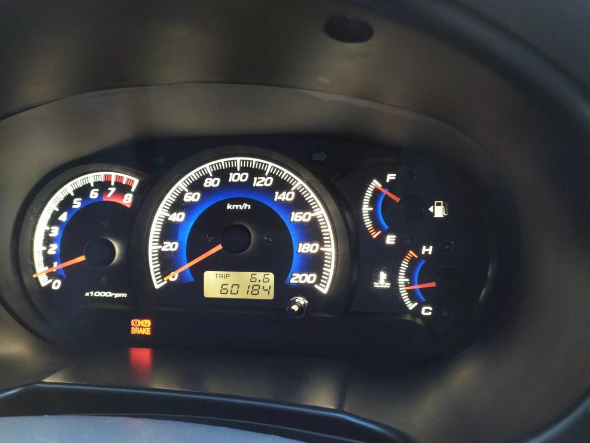 Панель приборов Хендай акцент 2008