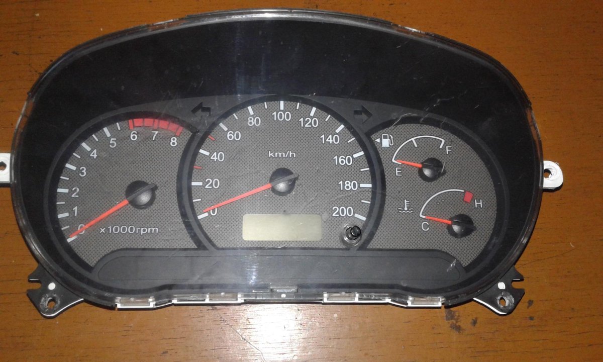 Панель приборов Хендай акцент 2008