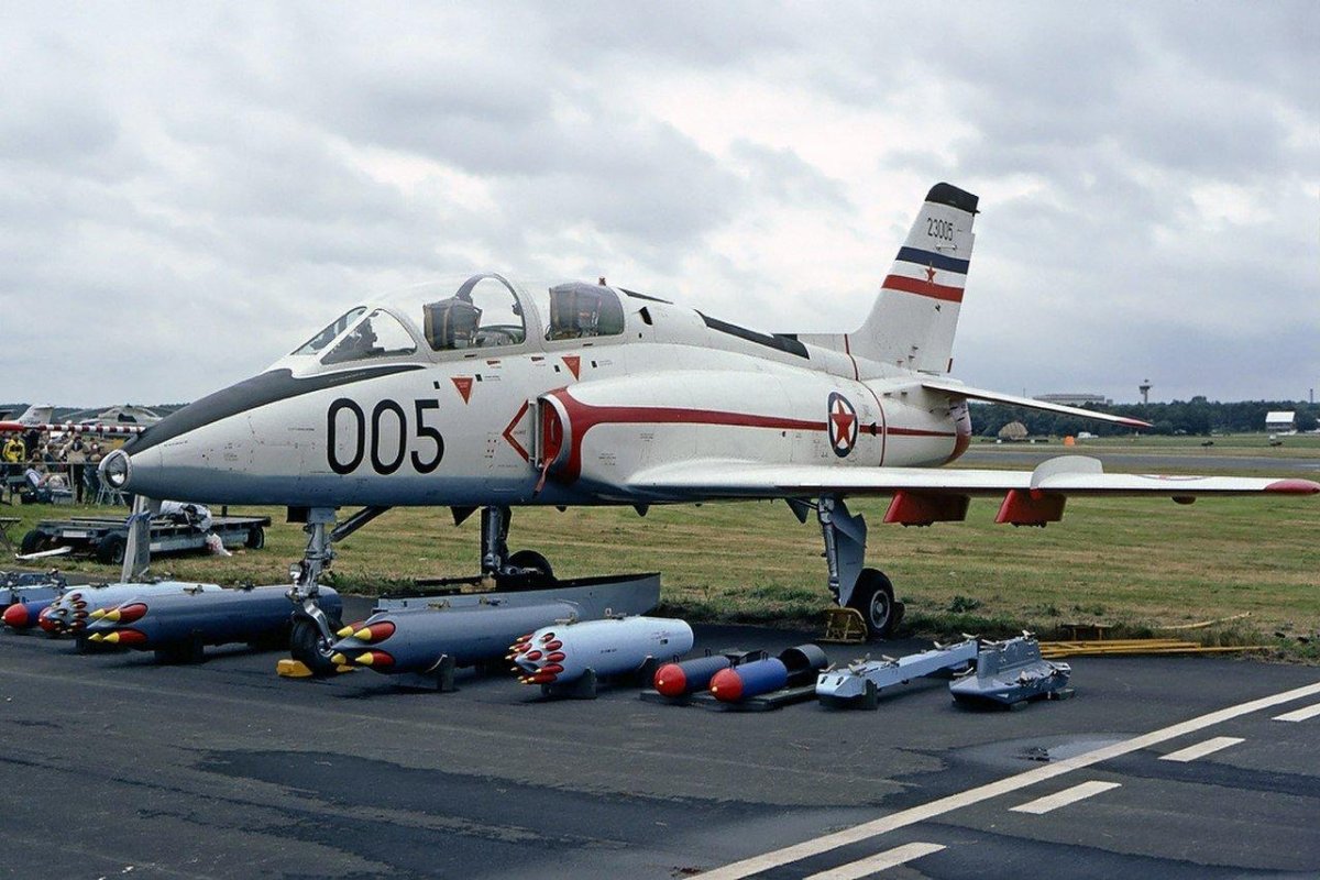 Соко г-4 супер Галеб