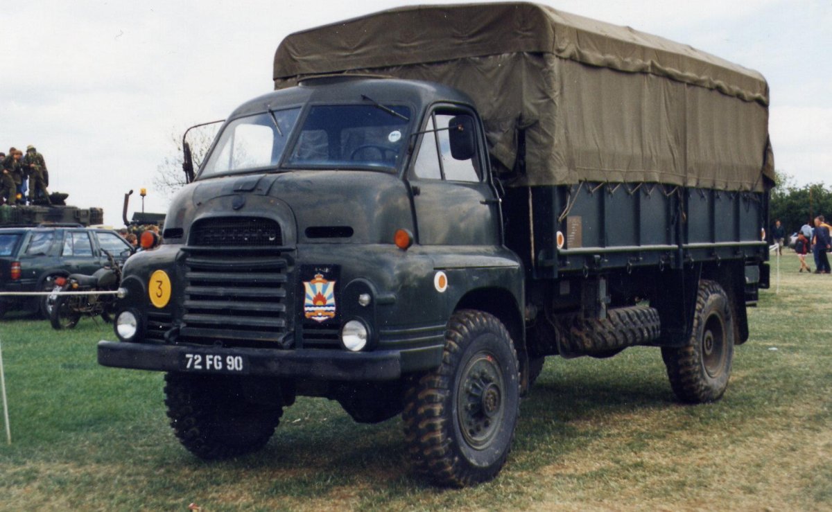 Военный грузовик Bedford