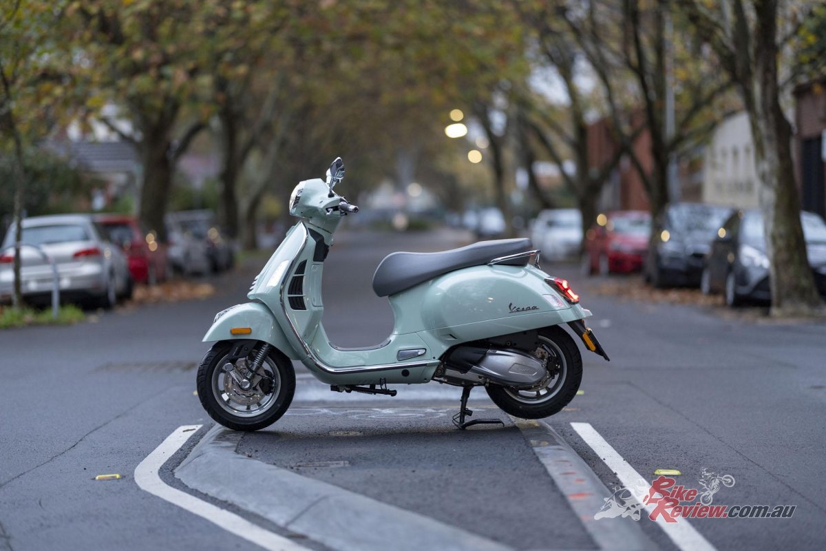 Vespa GTS 300