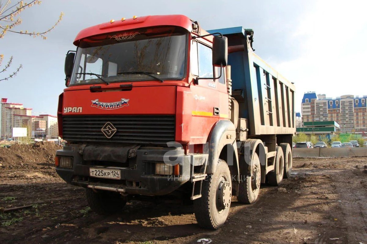Самосвал "Урал-652301", 8х8