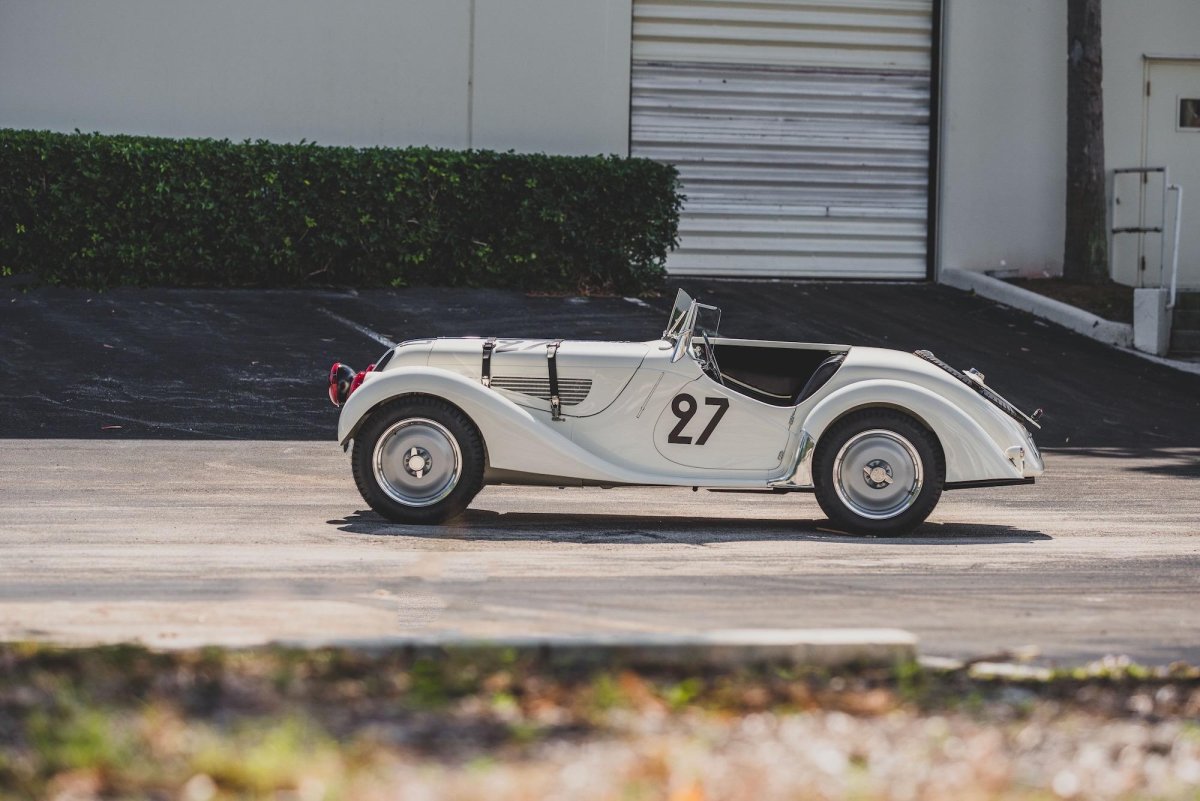 Раритетная БМВ