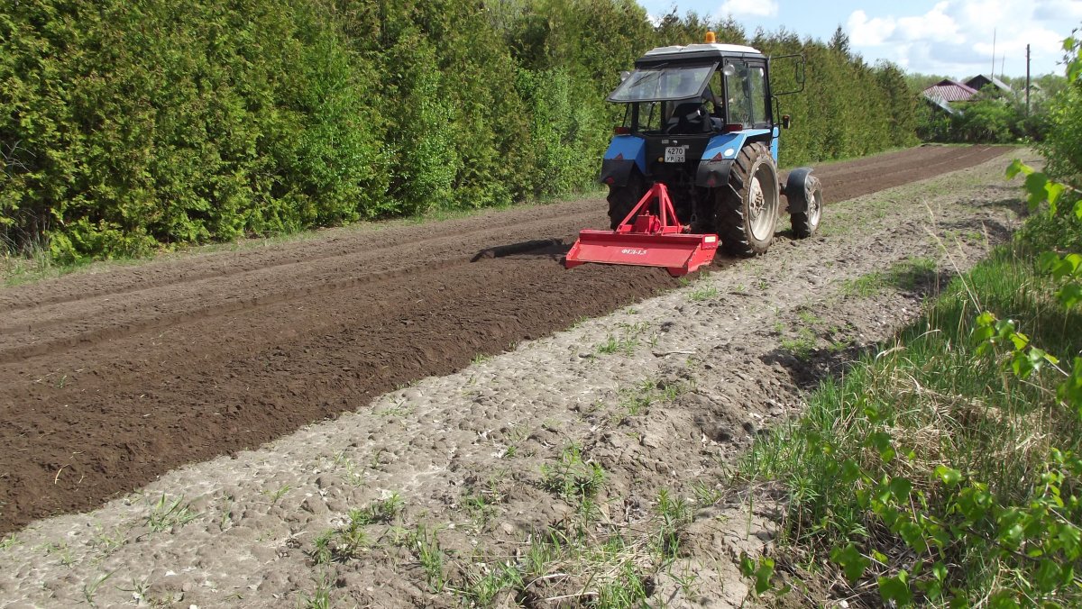 Машина для мульчирование почвы