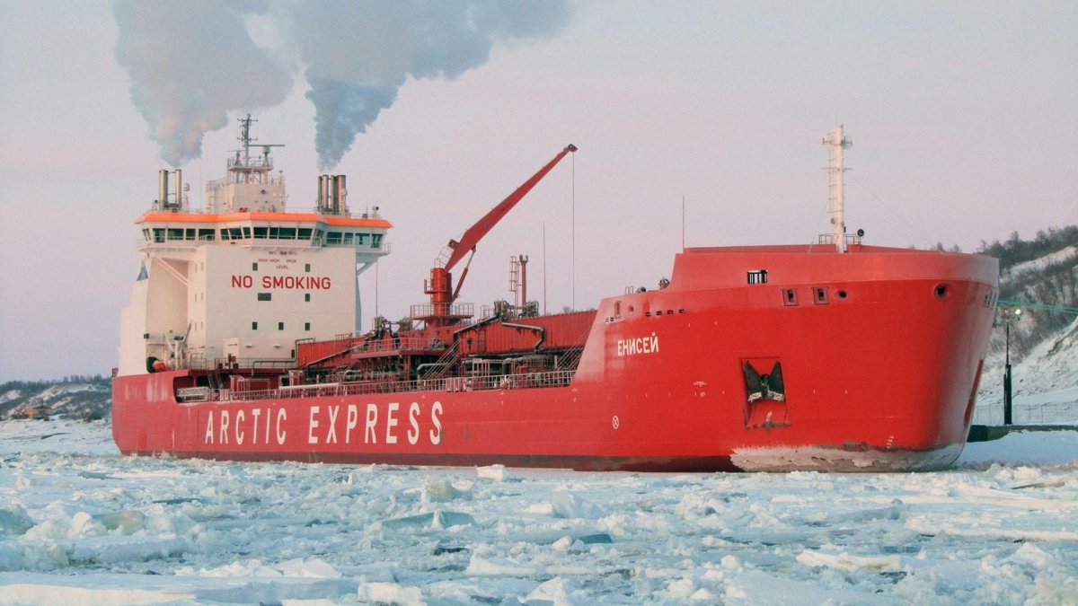 Танкер Енисей Норильский