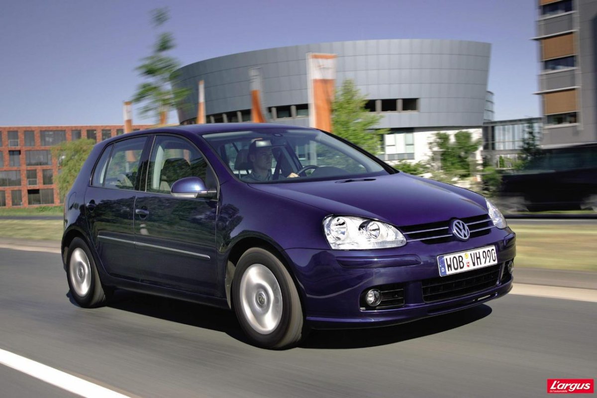 Фольксваген гольф 5 2004