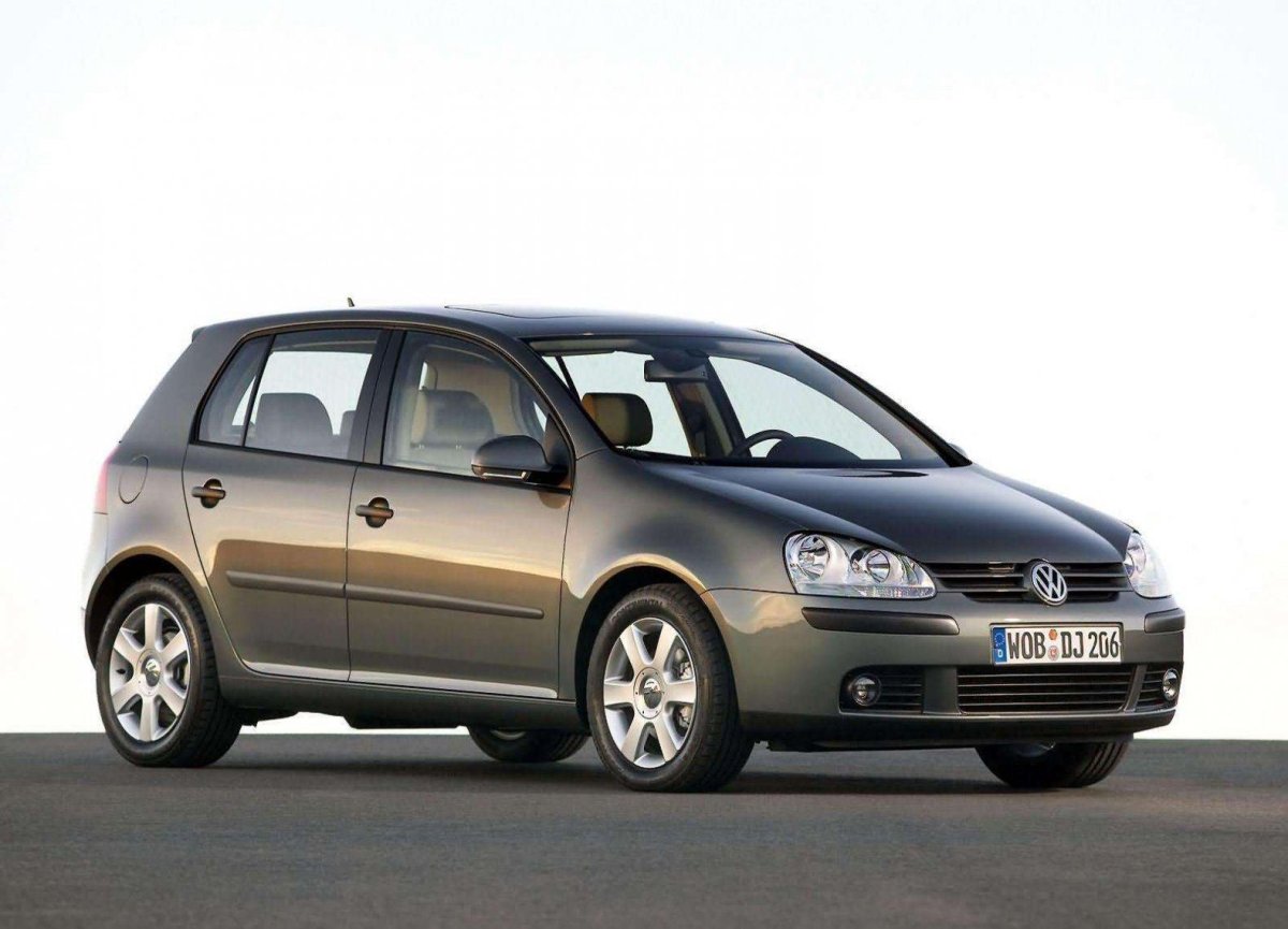 Фольксваген гольф 5 2004