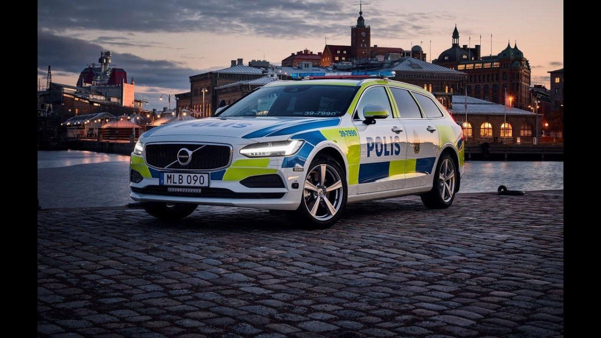 Volvo v90 Police