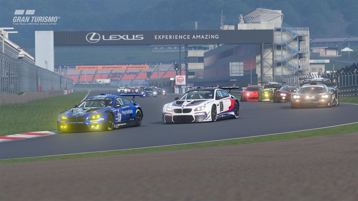 Девушки Gran Turismo Sport