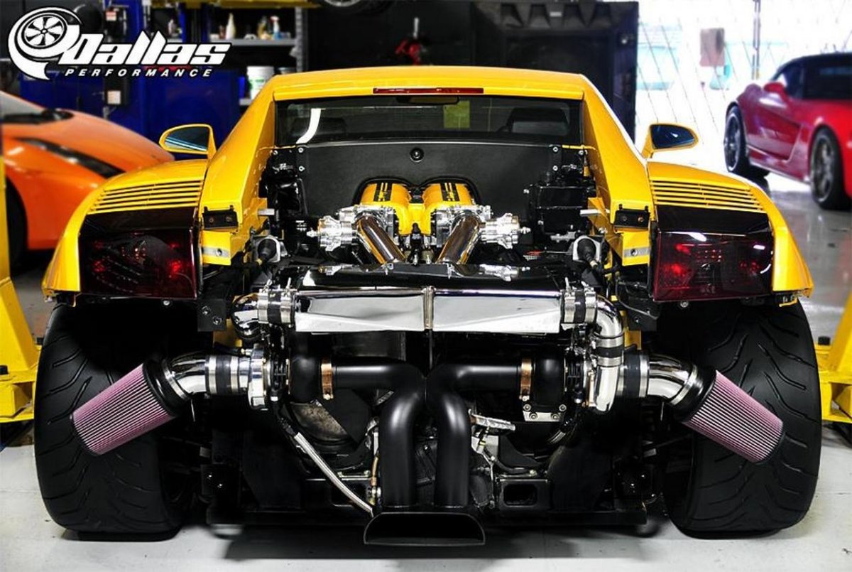 Ламборджини Галлардо мотор