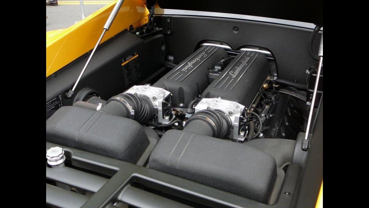 Двигатель Ламборджини v10