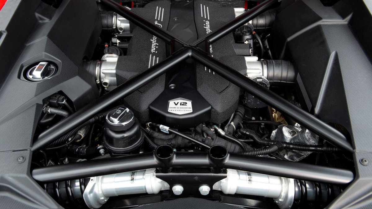 Ламборгини под капотом