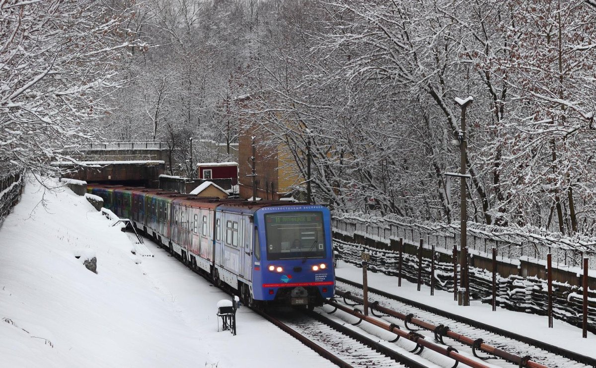 Монорельс Москва новогодний