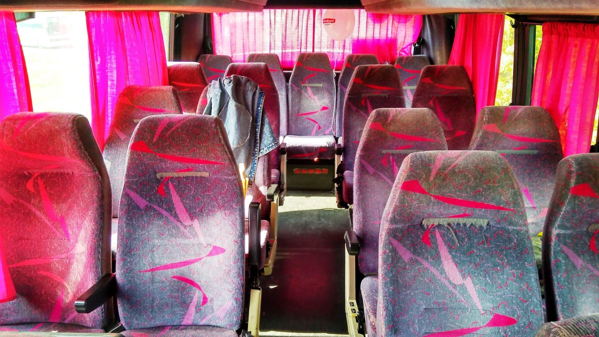 Neoplan Neoplan (49 мест)