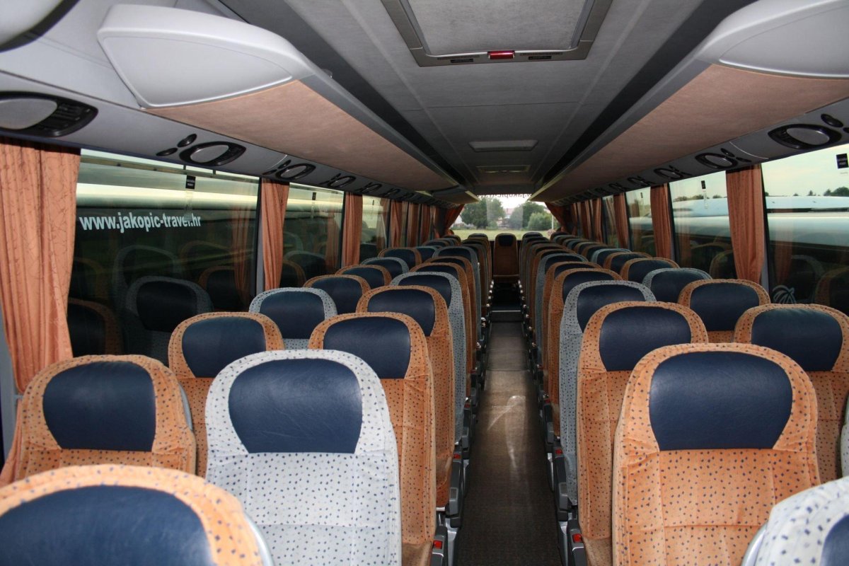 Автобус Setra s328dt