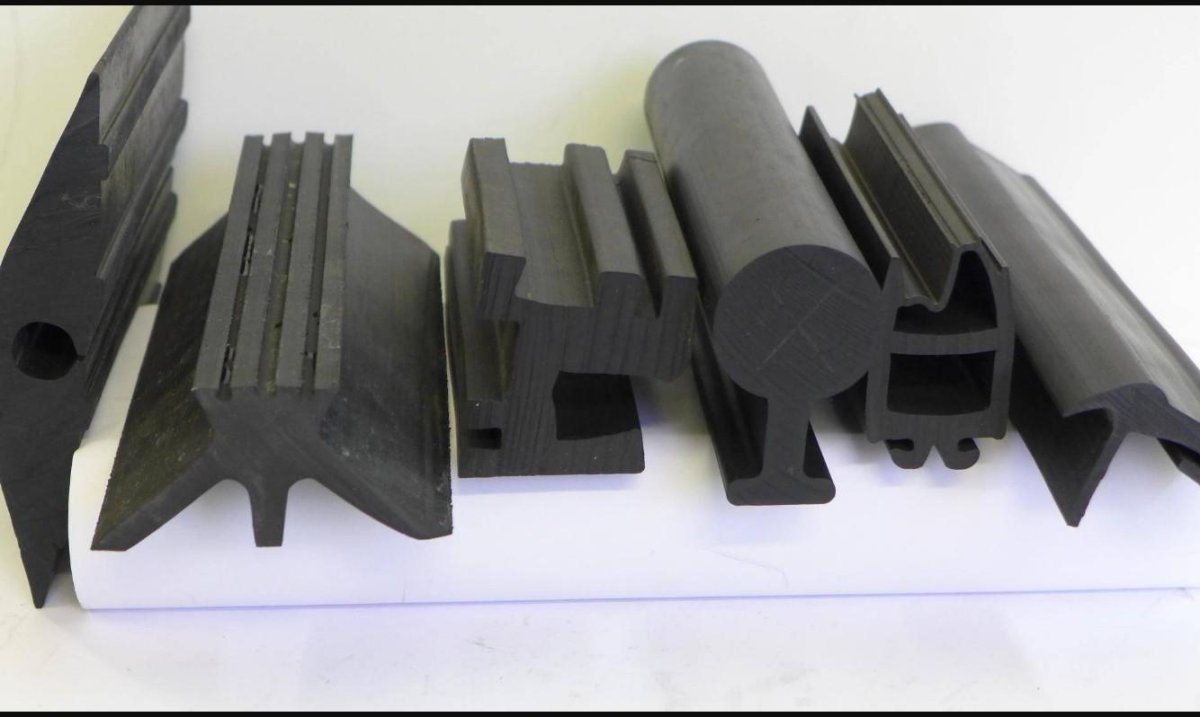 Профиль резиновый 676.57.11