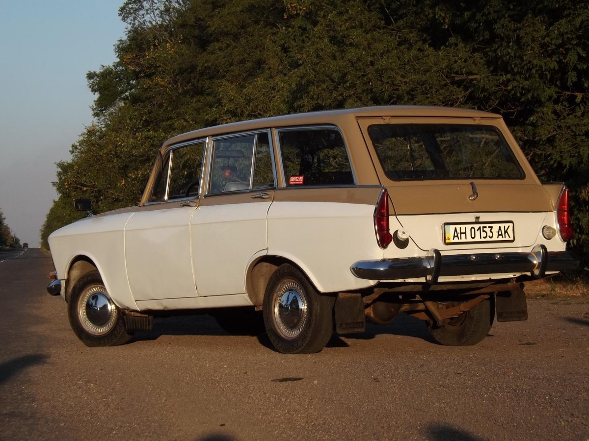 АЗЛК 427 Москвич