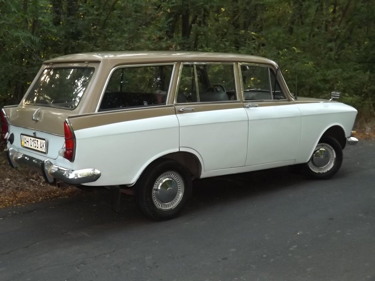 АЗЛК 427 Москвич