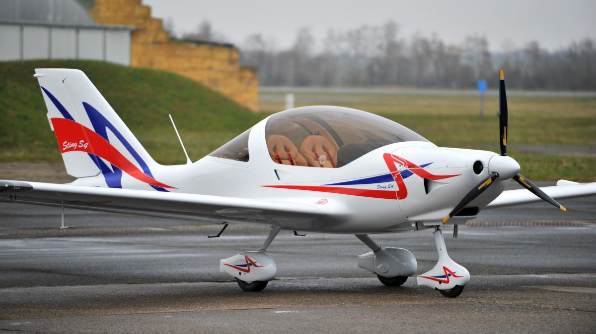 Сверхлегкий мотопланер Шмель