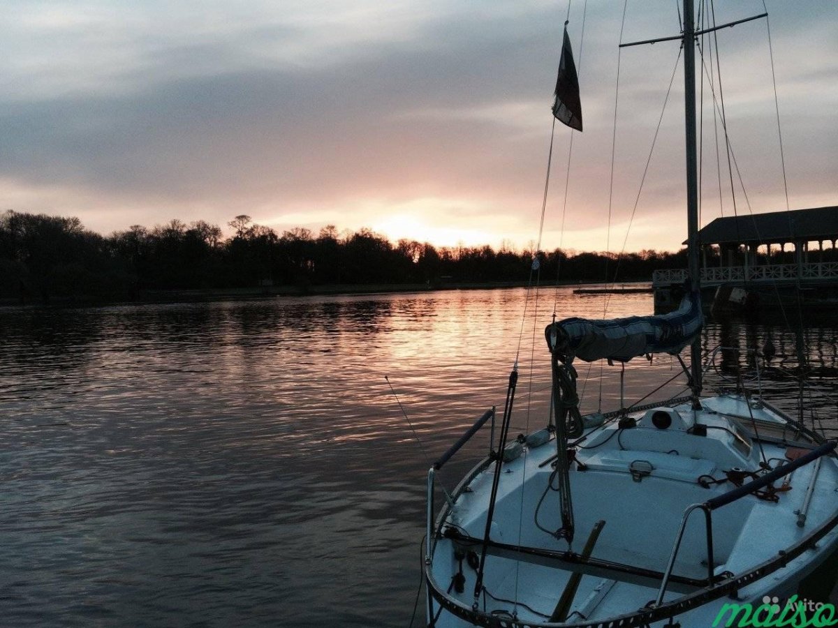 Парусная яхта Нева