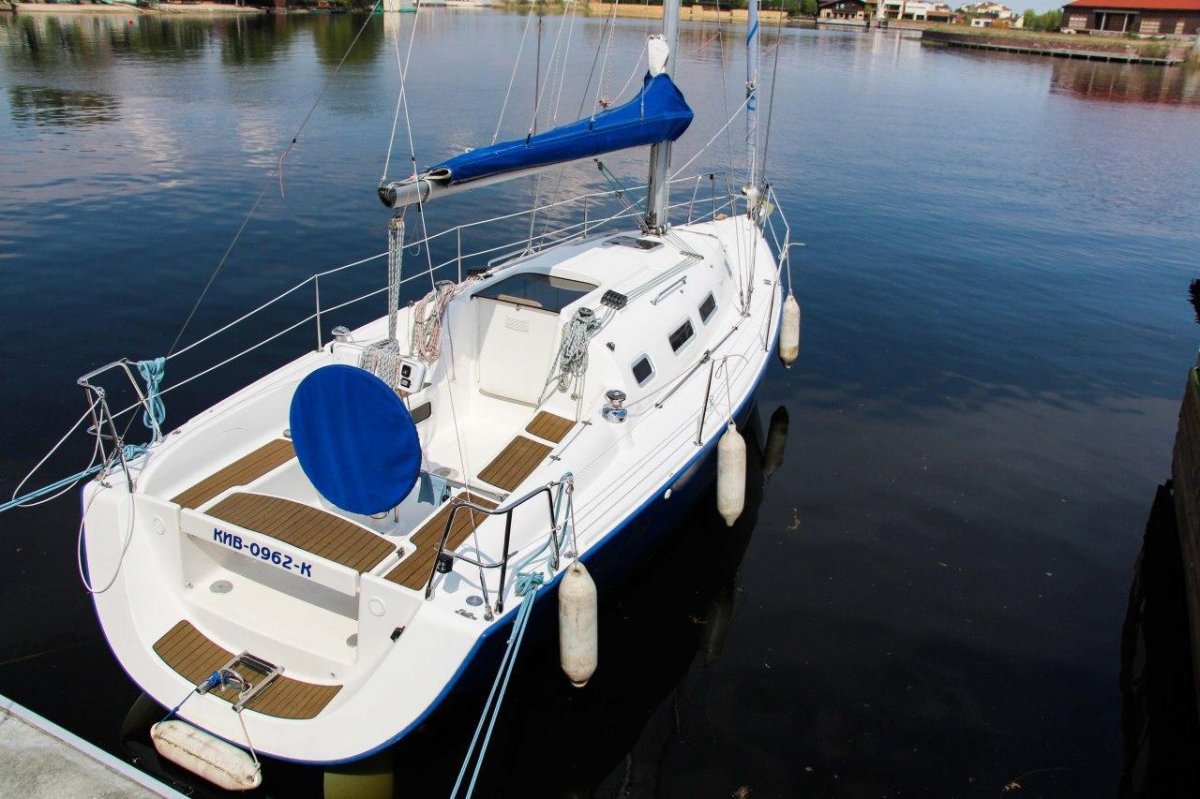 Орияна 33 яхта