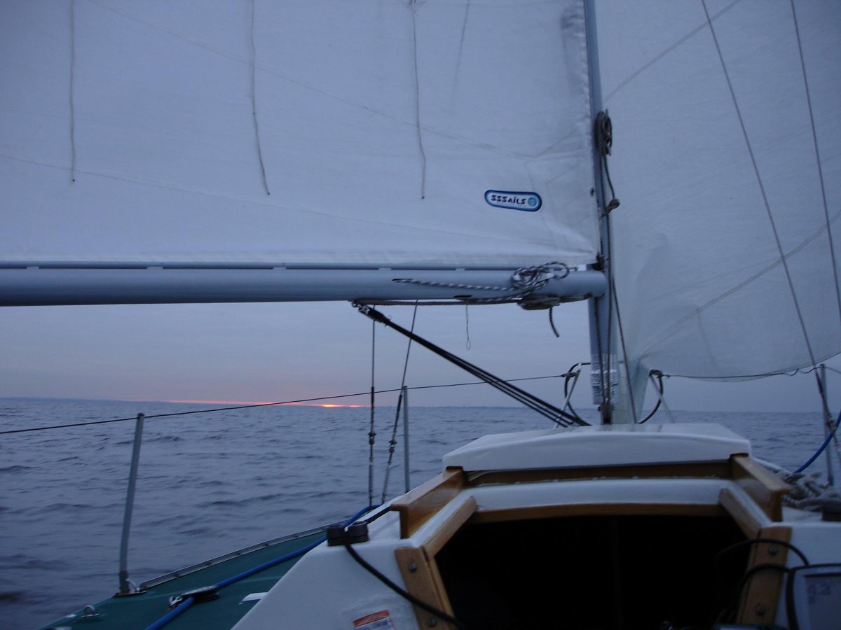 Парусная яхта Нева 2