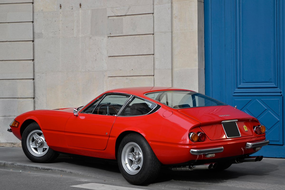 Феррари 365 GTB/4 Daytona