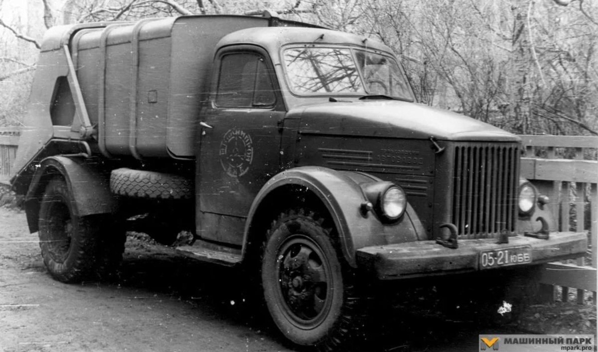 ГАЗ 51 мусоровоз