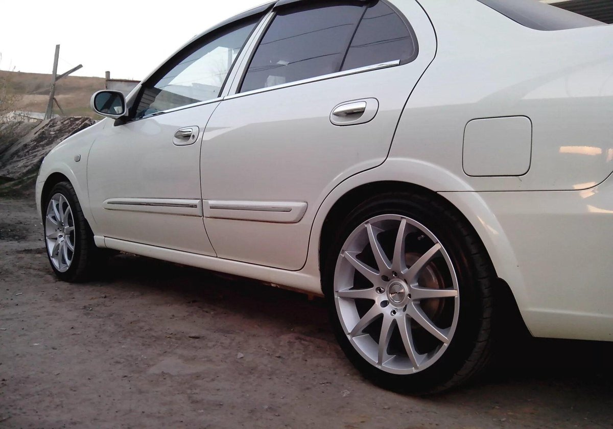 Nissan Almera Classic на 17 дисках