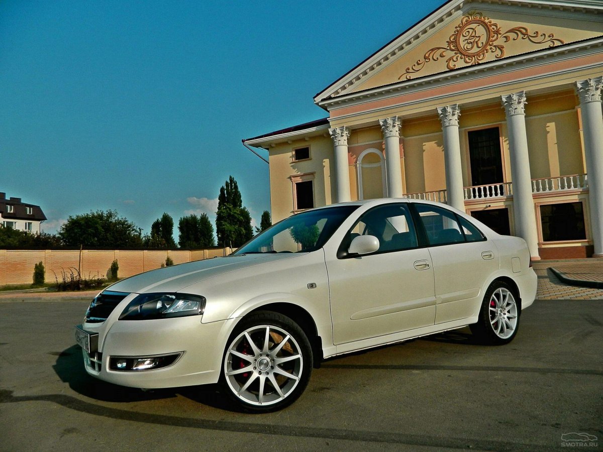 Nissan Almera Classic r17