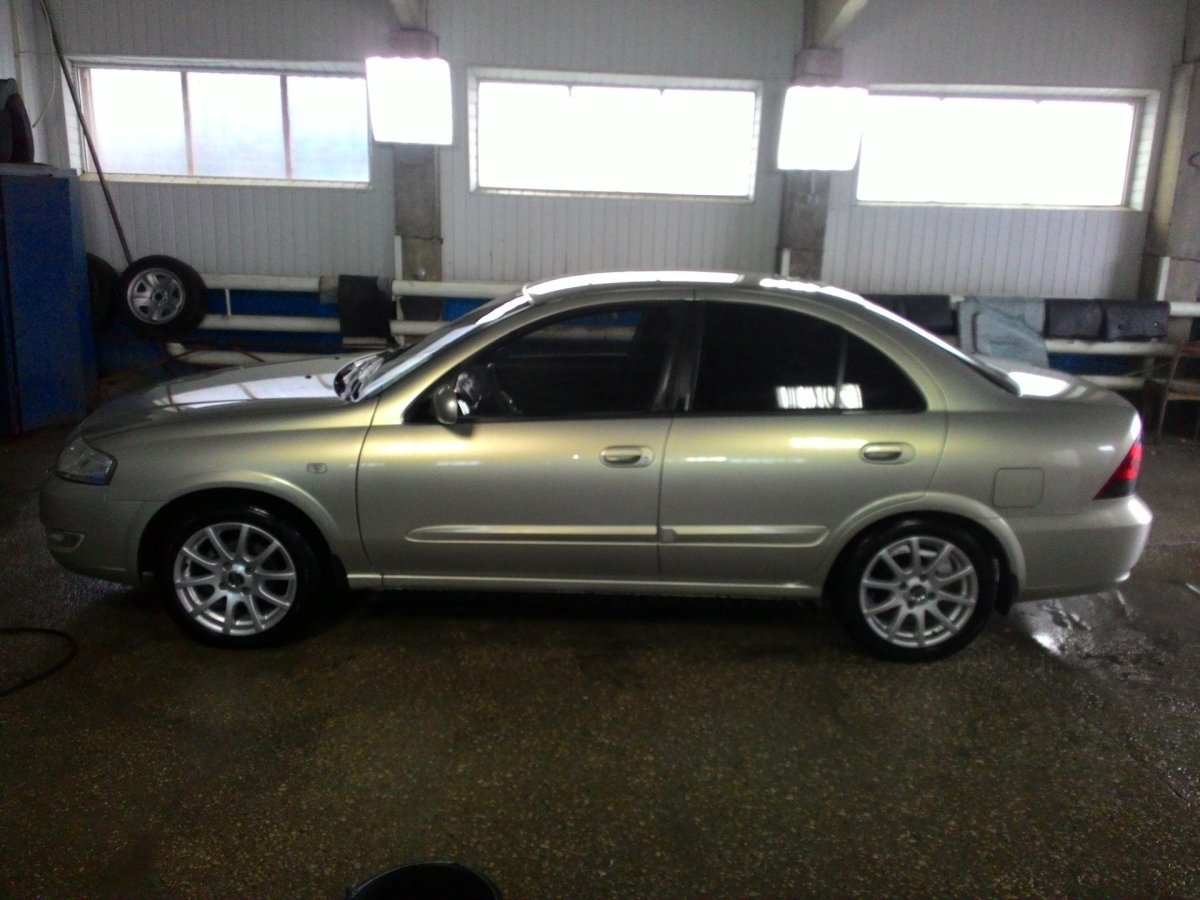 Nissan Almera r16