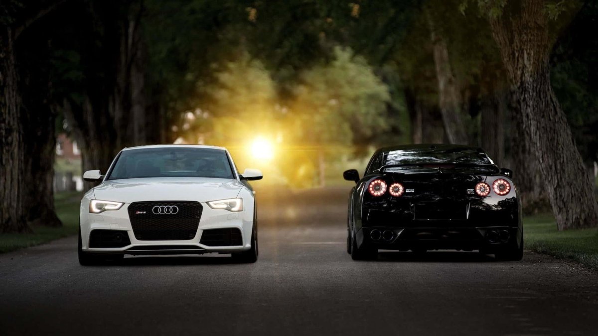 Ауди RS 7 Nissan GTR