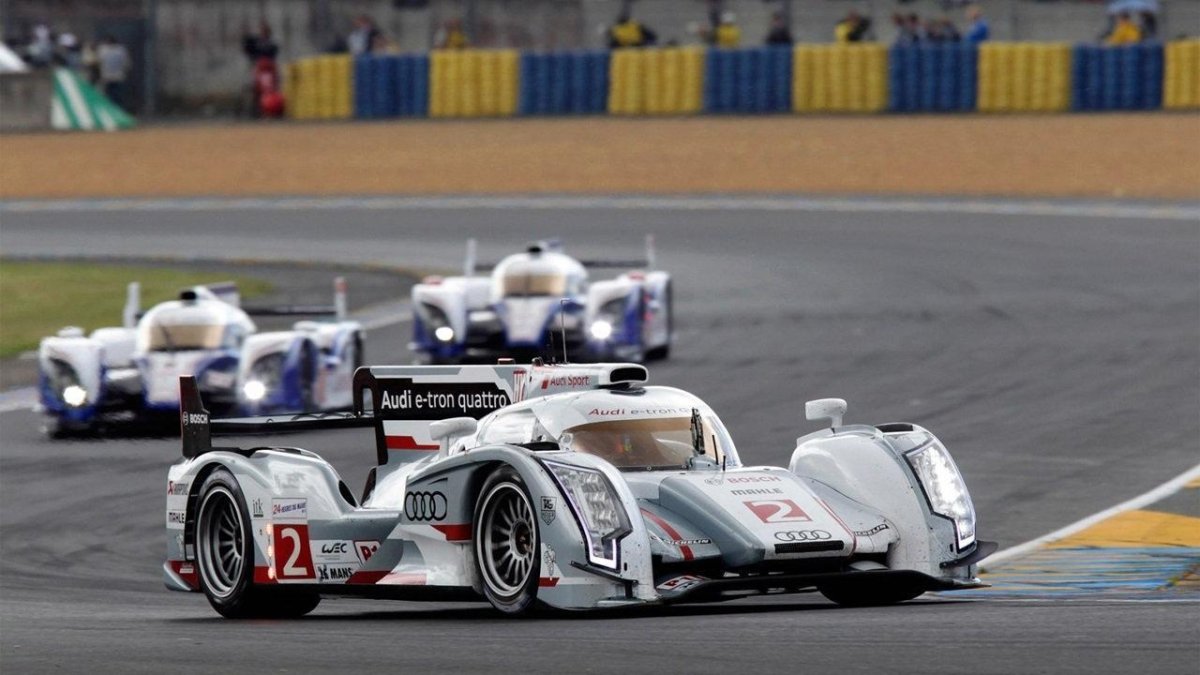 Audi r18 e-tron