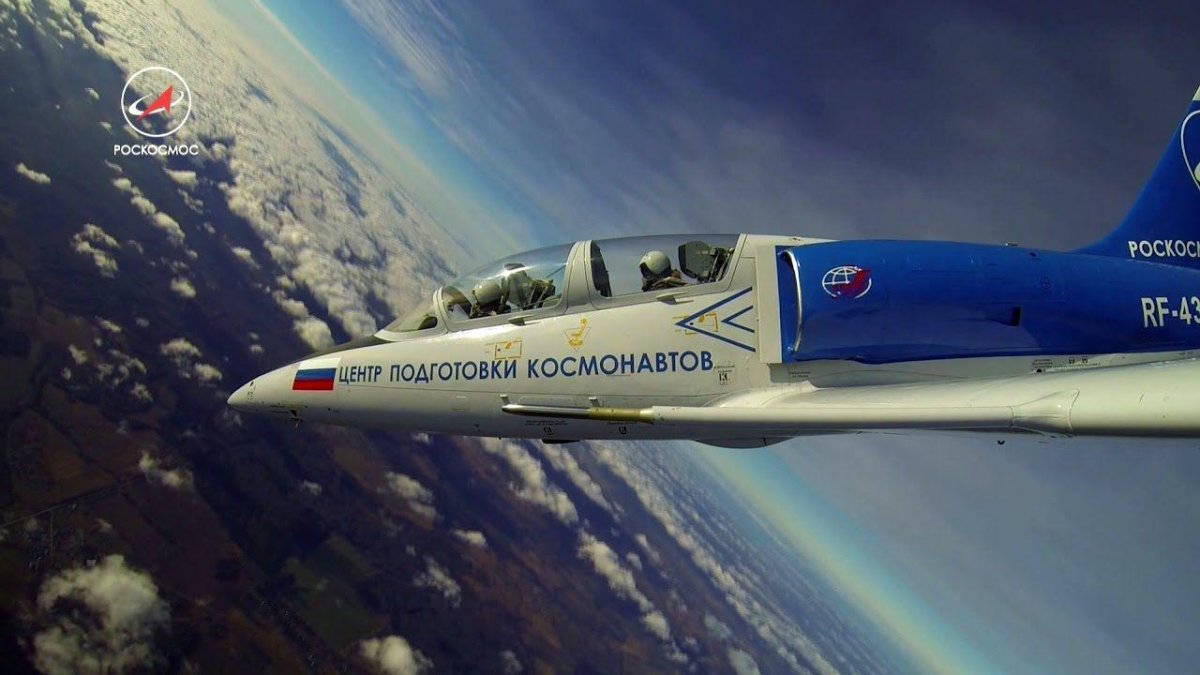 Самолеты Роскосмос