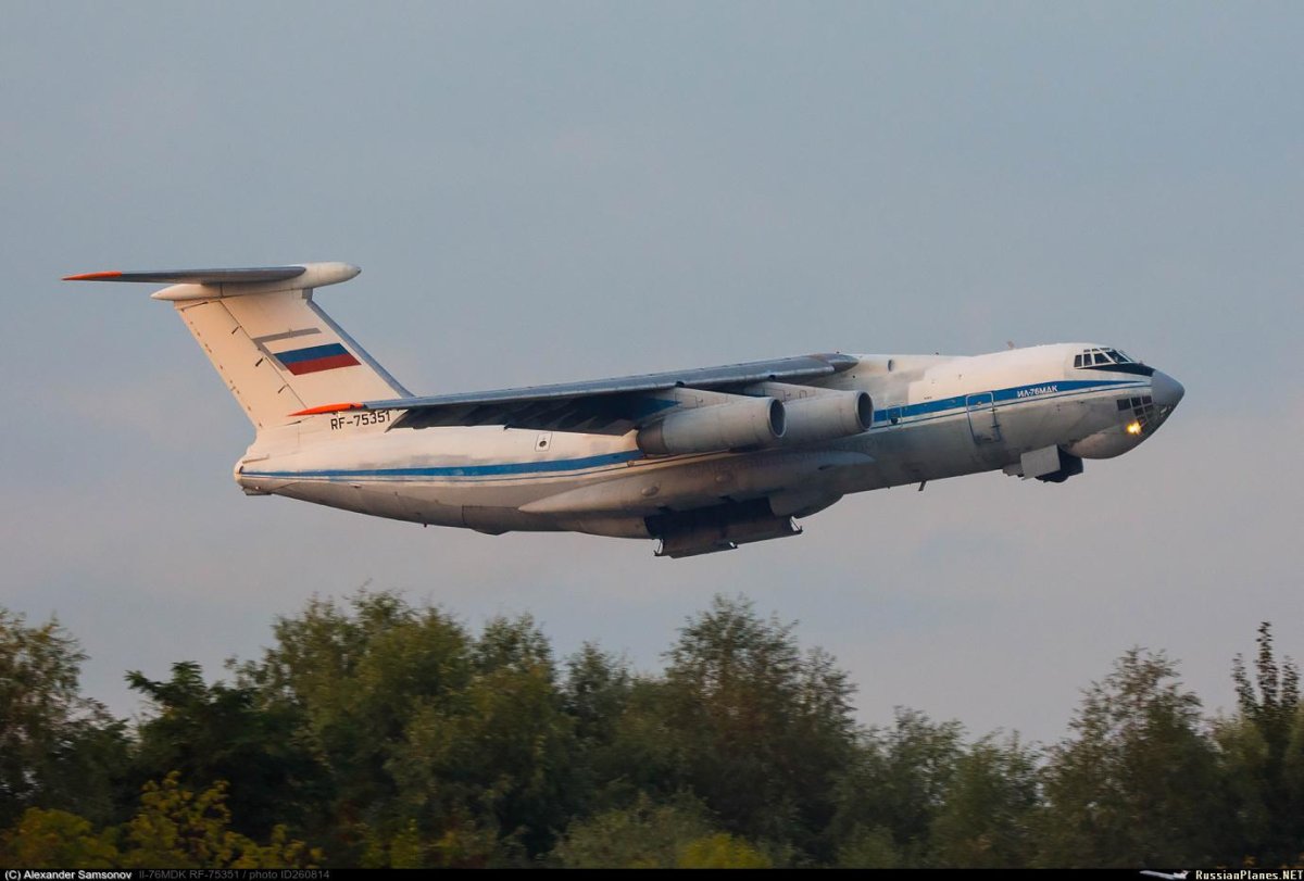 Самолёт-ил76-МДК-Roscosmos.