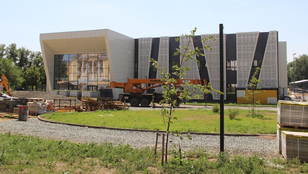 Стадион Локомотив Орск