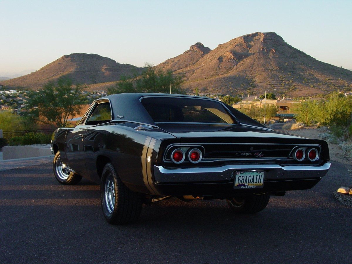 Dodge Charger 68