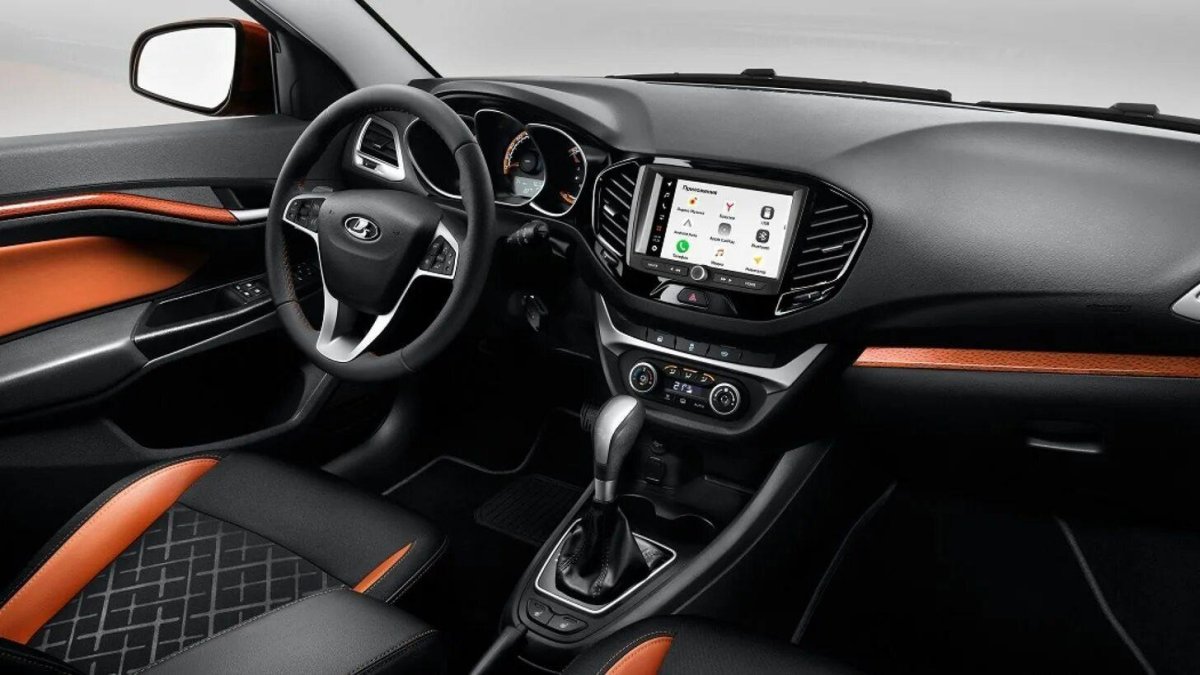 Lada Vesta SW Cross салон