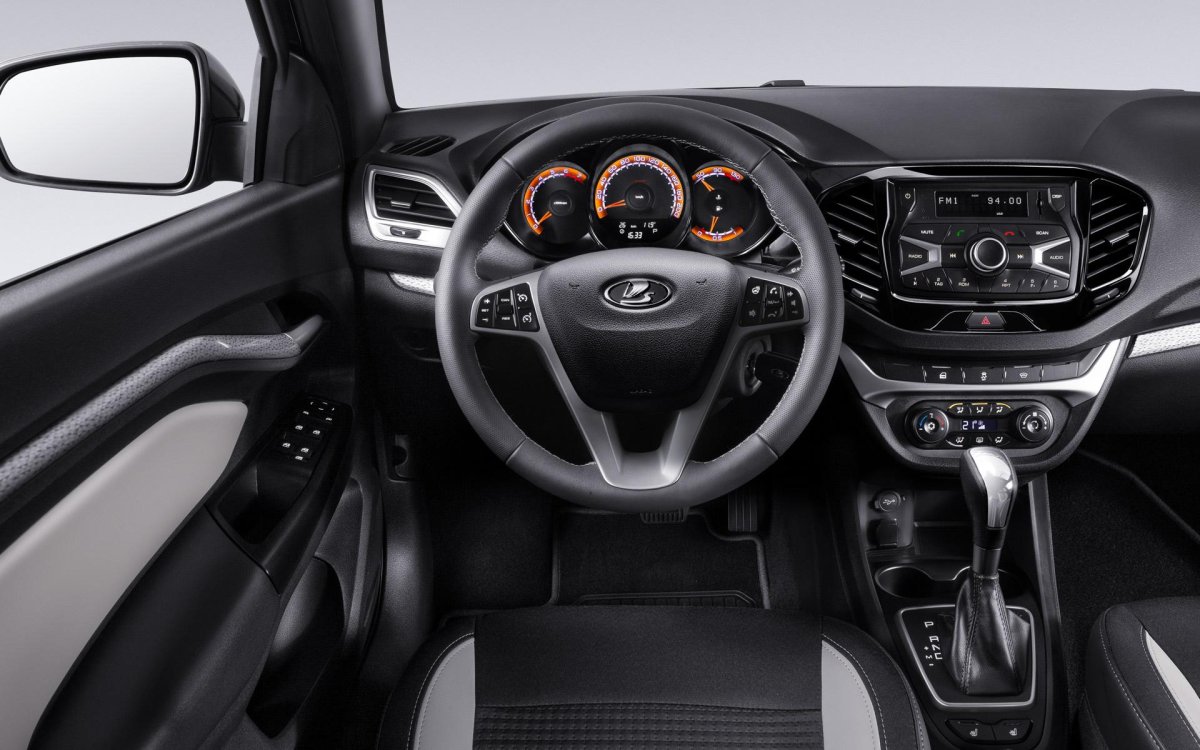 Лада Веста кросс Блэк 2021