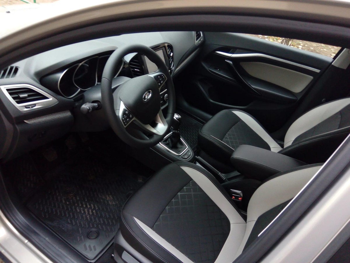 Веста св кросс Блэк салон