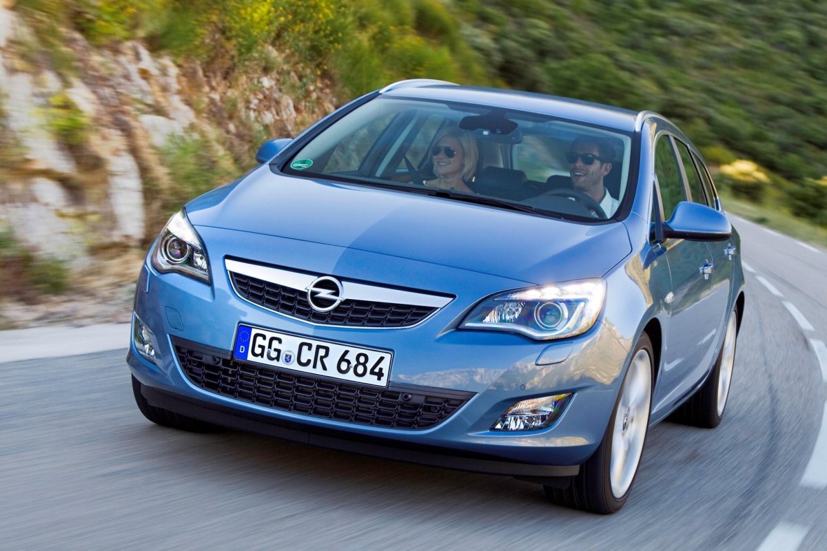 Opel Astra j 2010