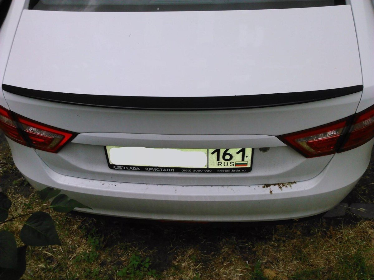 Лип спойлер Веста