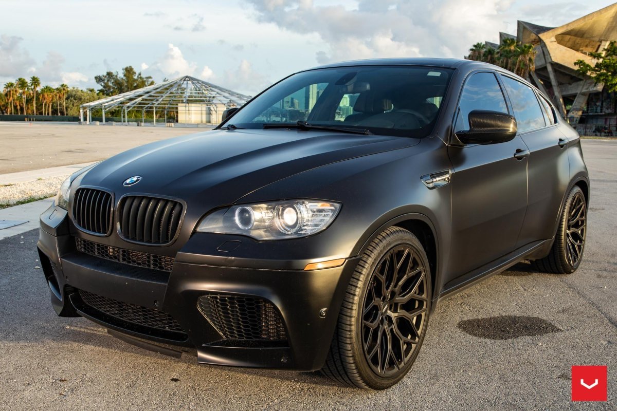 BMW x6m Black