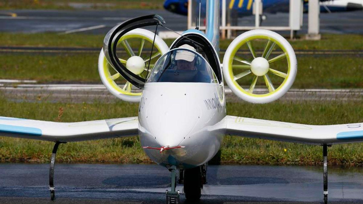 Электросамолет айрбас