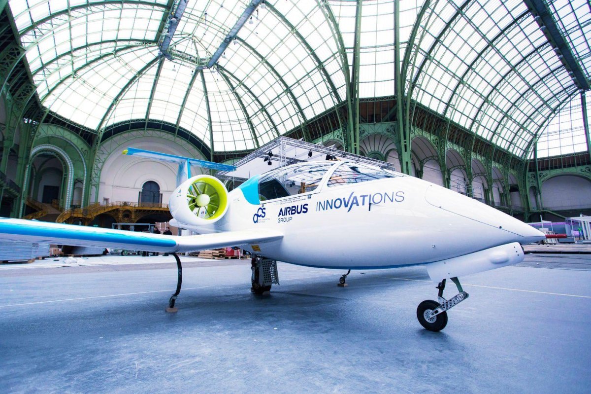 Электросамолет айрбас